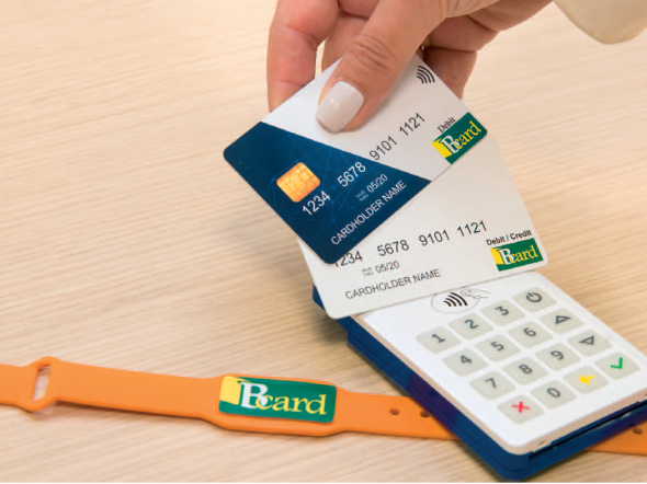 Националната картова и платежна схема вдигна до 100 лева лимита за безконтактно плащане с карта Bcard без необходимост от ПИН